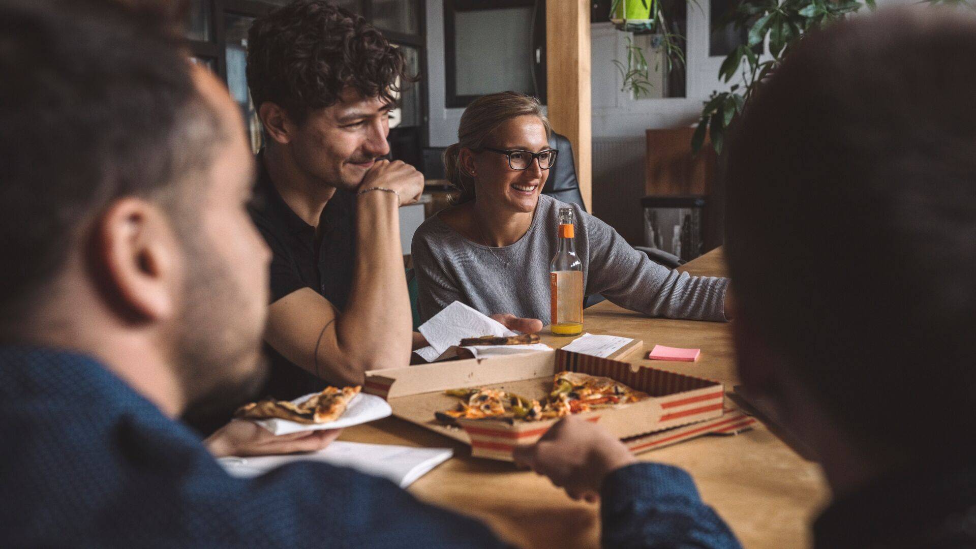 Ramazan Ayında İftarı Beklerken Vakit Geçirmenin 12 Yolu