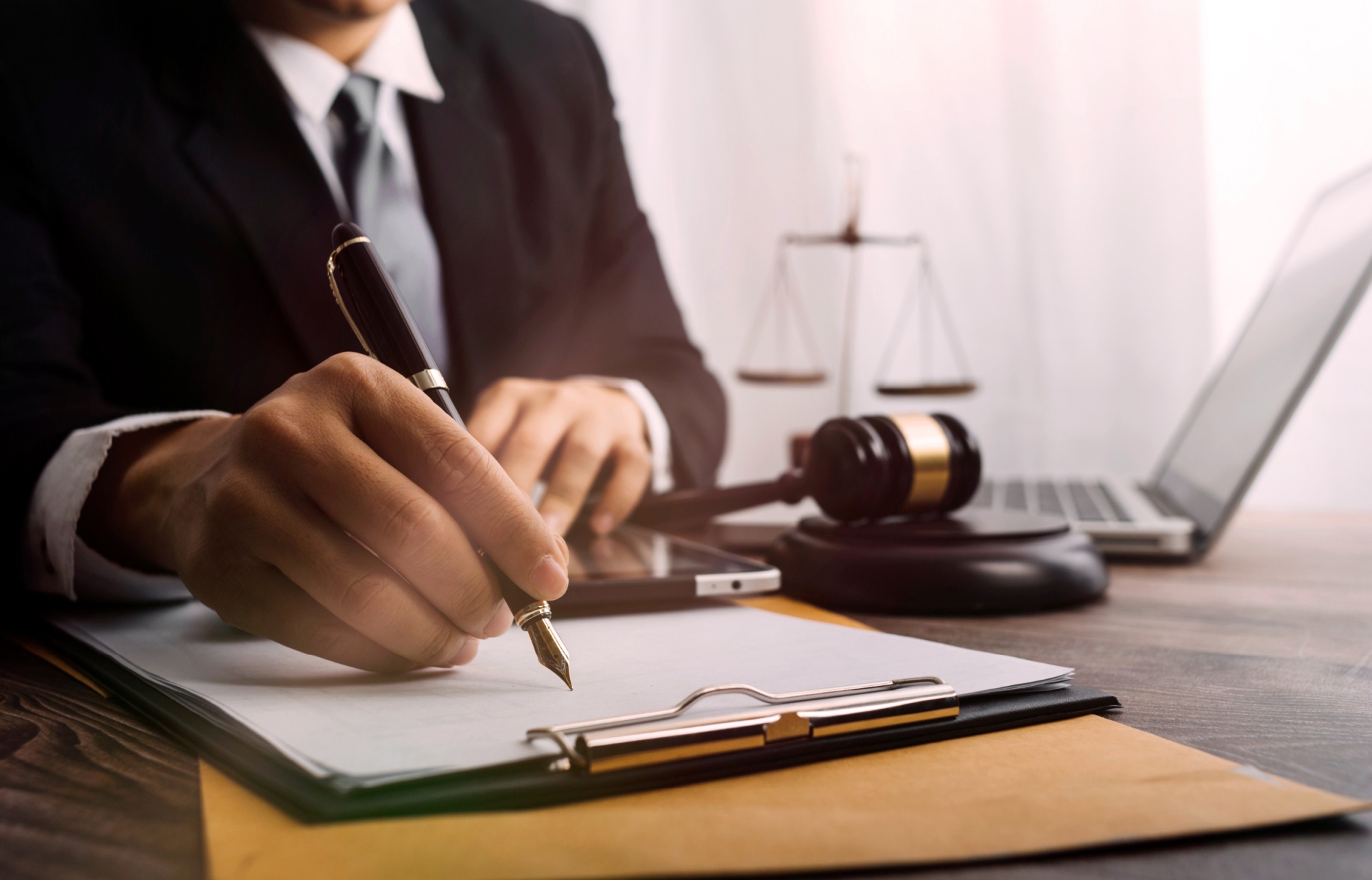 Hukuk Bürolarında Yenilikçi Teknolojiler
