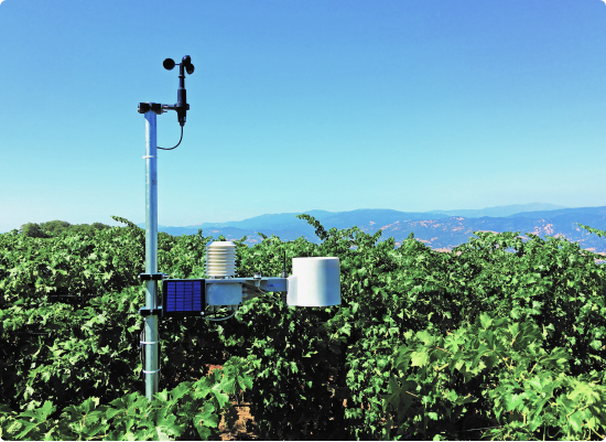 Açık Alan İstasyonu ile arazinizdeki yüksek hassasiyetli sensörler ile tarlanızın verimliliğini artırın