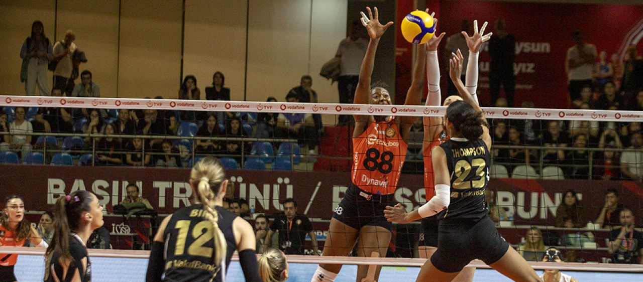 Voleybolda Vuruş Teknikleri: Smaç, Plase, Manşet ve Pas Teknikleri
