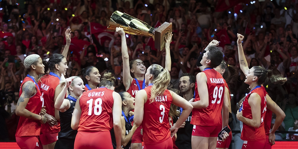 Filenin Sultanları Hollanda’yı Set Vermeden Geçti